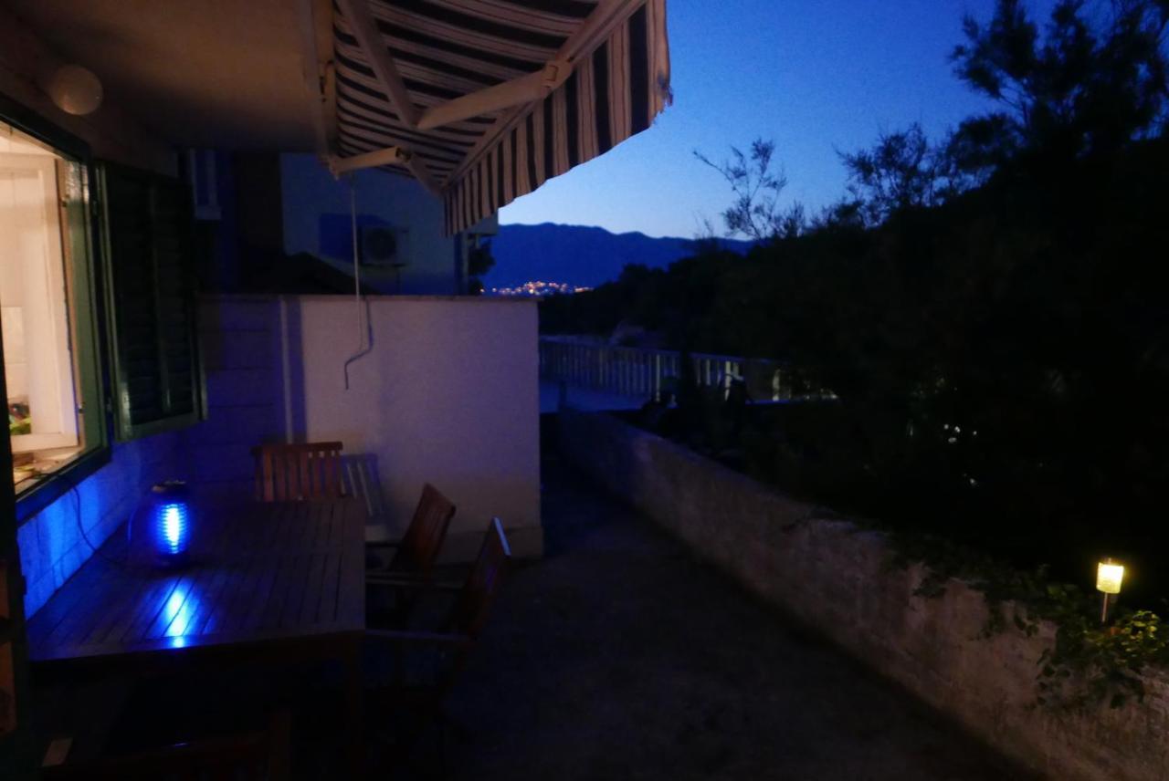 Vacation House "Pave" Povlja  Ngoại thất bức ảnh