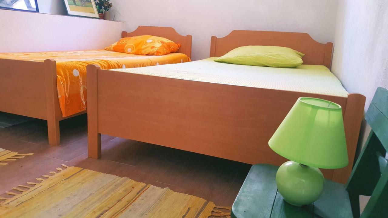 Vacation House "Pave" Povlja  Ngoại thất bức ảnh